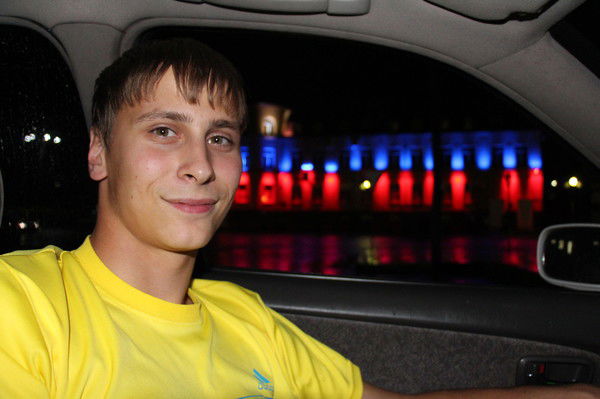 Александр Незлобин