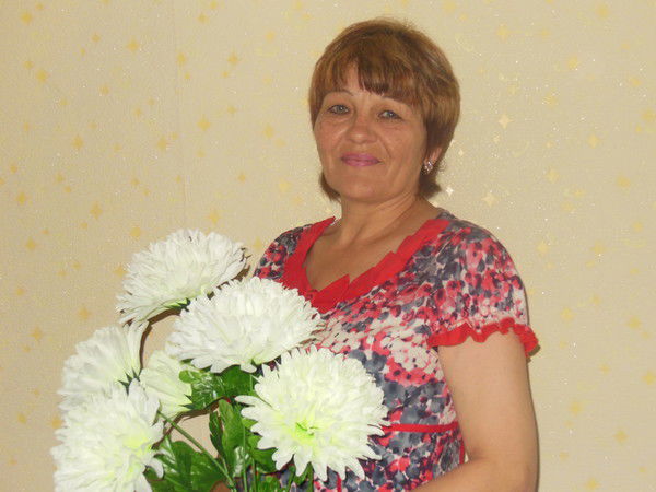 Елена Наумова