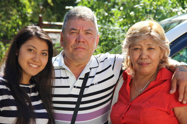 Алтын Аманова