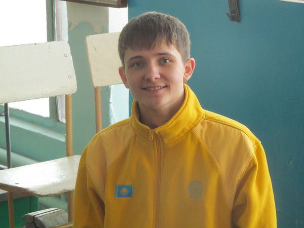 Андрей Любавин