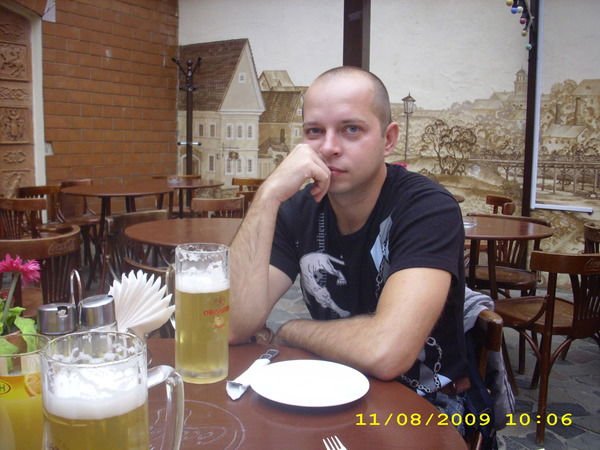 Неизвестно Неизвестно