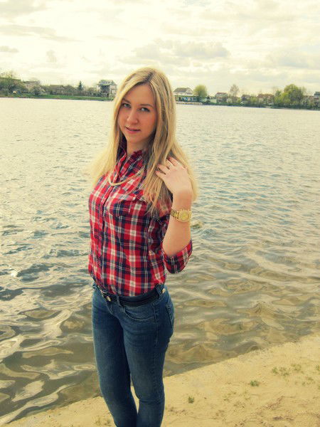 Оля Сторожева