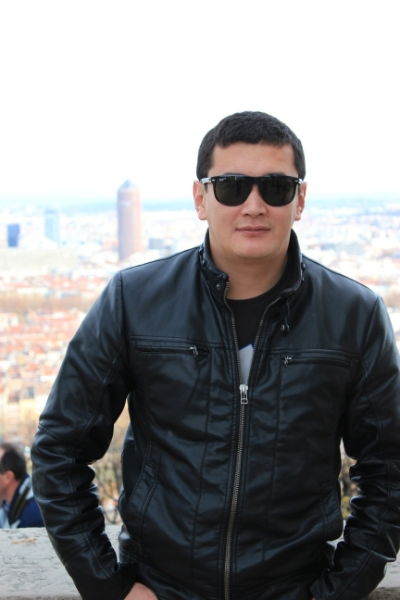 Ихтияр Хусаинов