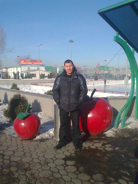 Усенулы Серікбол