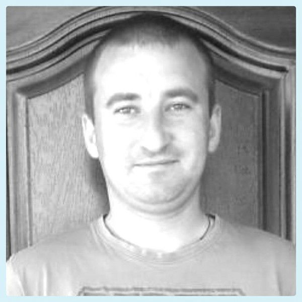 Женя Деревянко