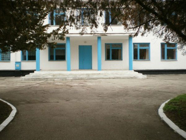 Школа Миролюбовская