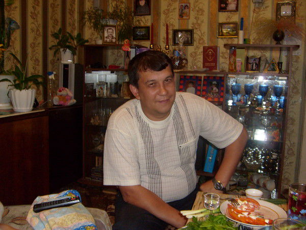 Дмитрий Хан