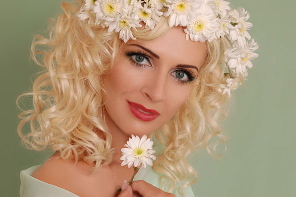 Алла Похвала