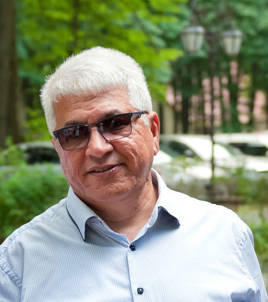 Farkhad Ustadjalilov - Maxwell Group Inc