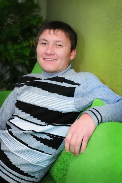 Руслан Сулейменов