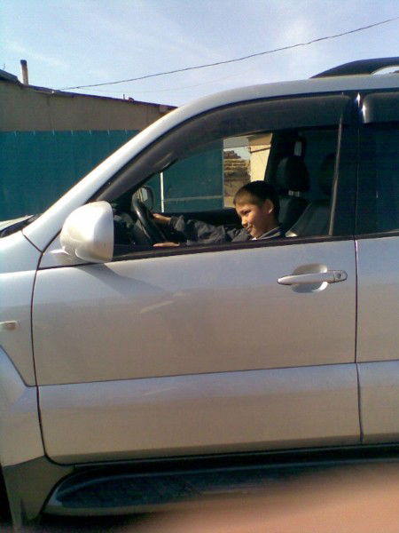 Ислам Алимжанов