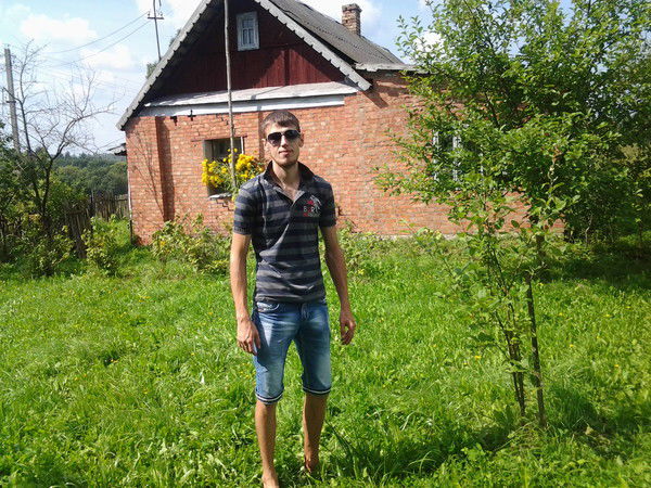 Антон Ганущенко