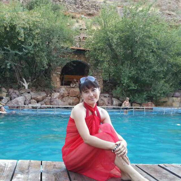 Айнура Жасакбаева