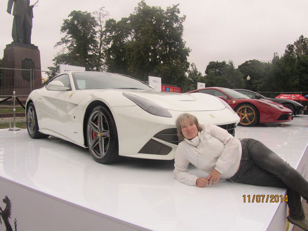 Людмила Саренко