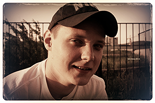 Денис Белов