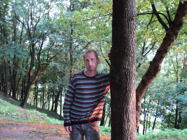 Леха Тихомиров