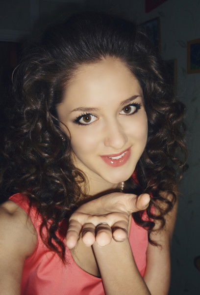 Виктория Опря