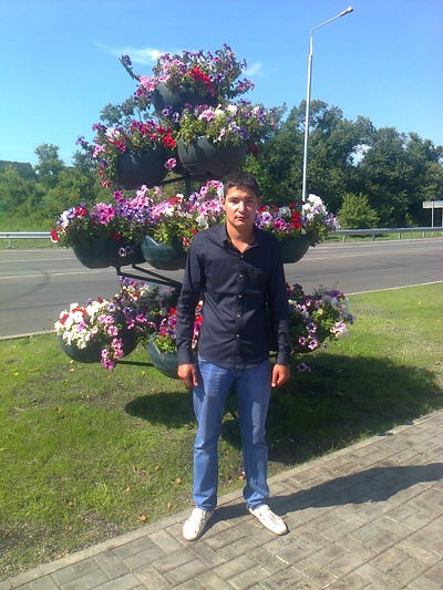 Рустам Есенов