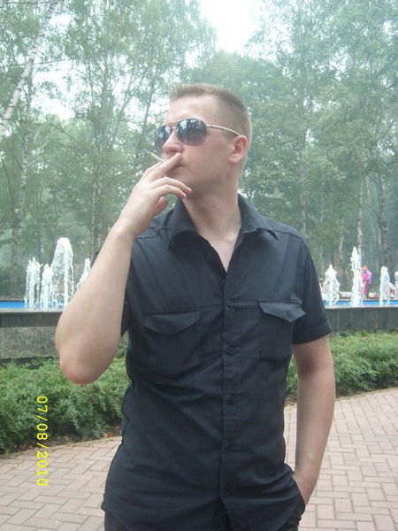 Антон Артеменко