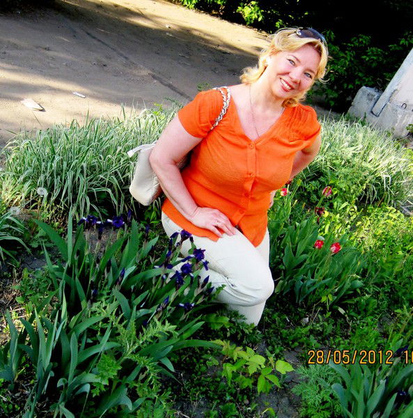 Лариса Суворова