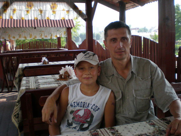 Виктор Иванов