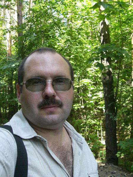 Игорь Любин