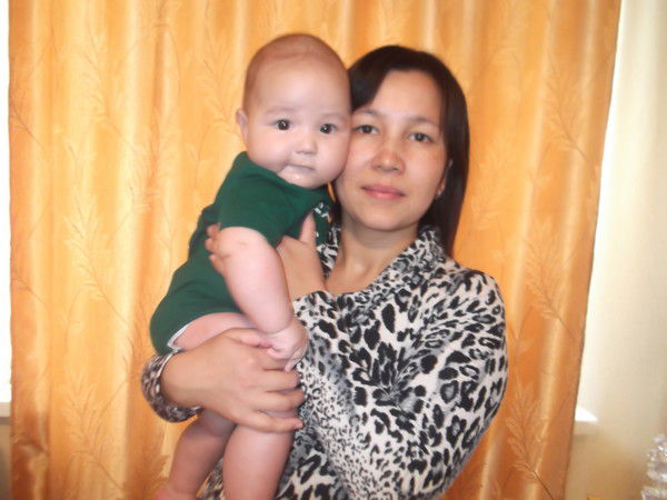 Брюнетка *****