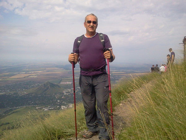 Василий Кулаков