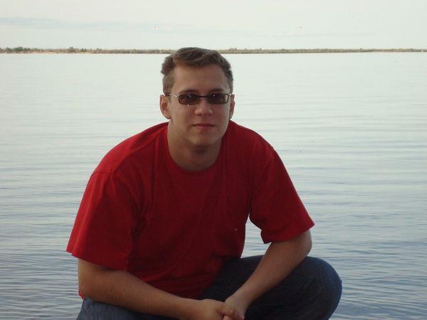 Антон Безин