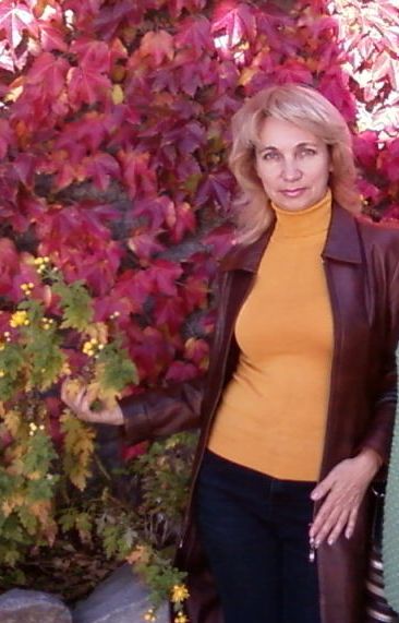 Елена Юрова