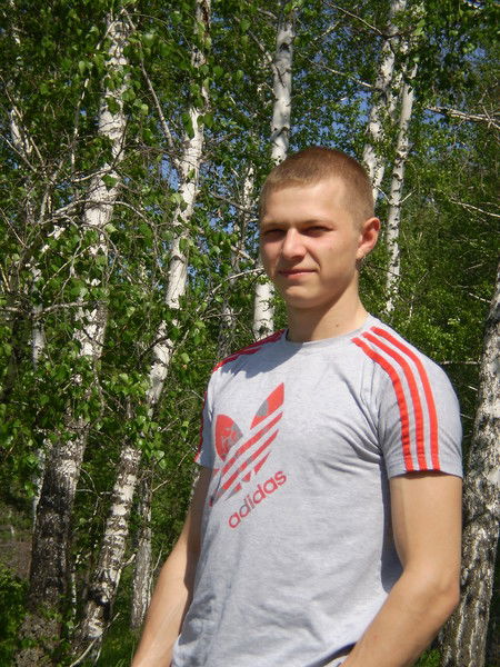 Толян Костиков