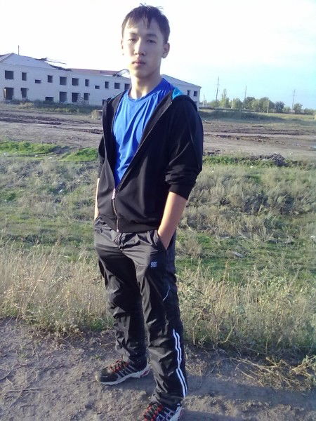 Асылхан... ..