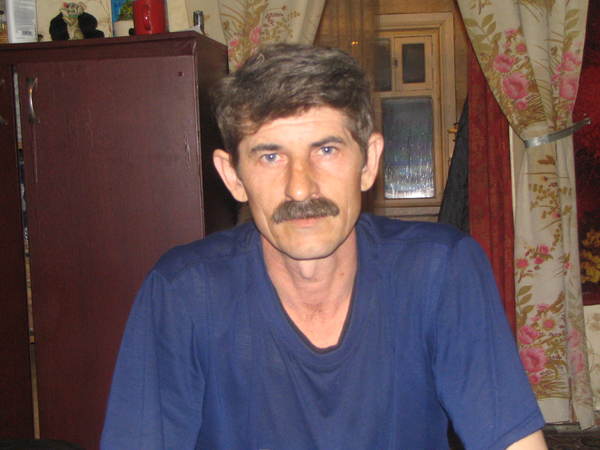 Николай Костоваров