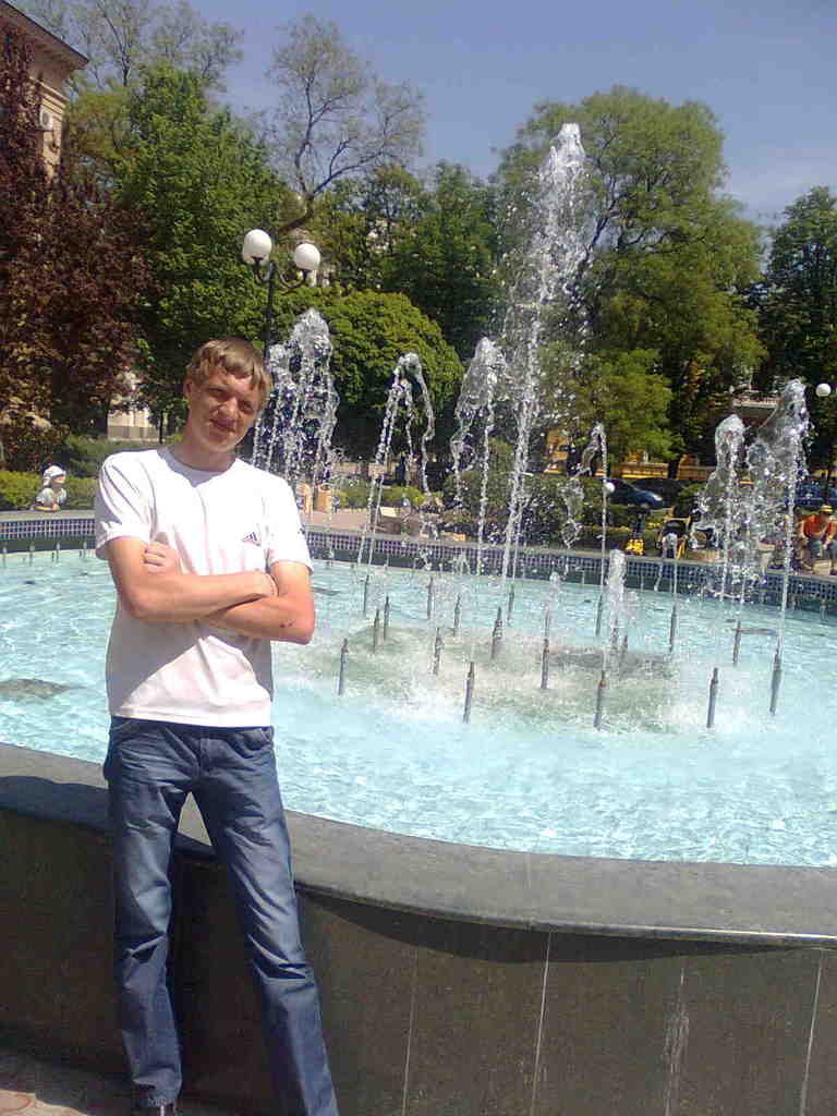 Юрий Саенко