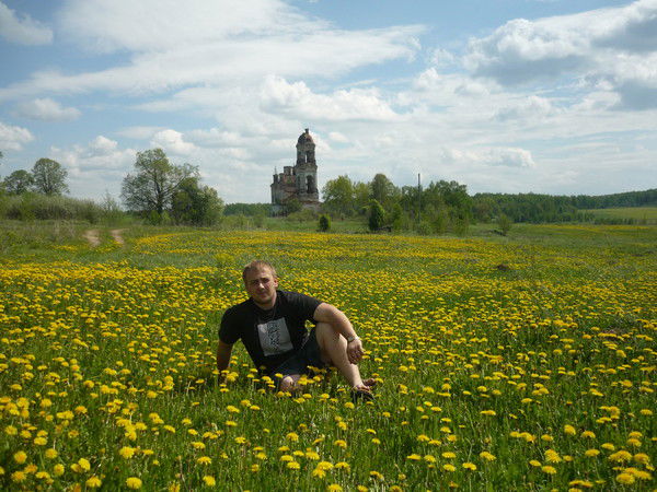 Денис Демидов