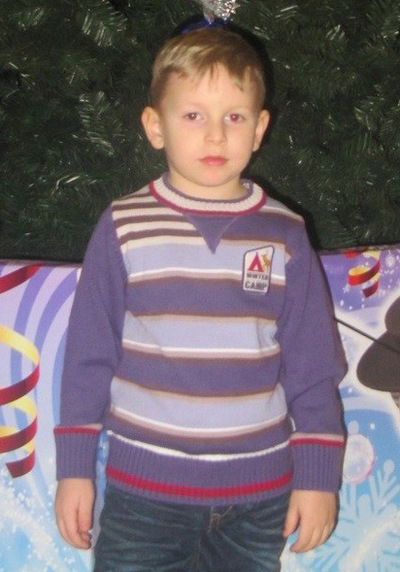 Максим Леонов