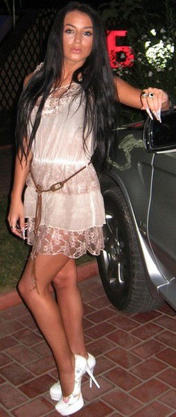 Александра Твердохлебова