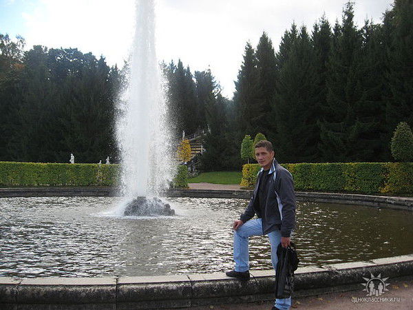 Виталий Иванов