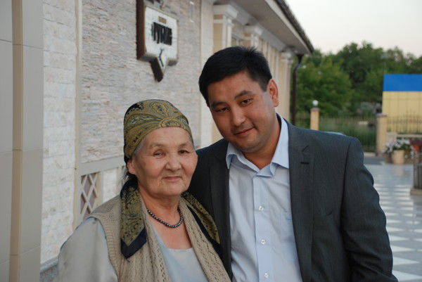 Есен Тусупов