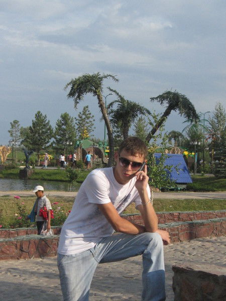 Макс Романенко