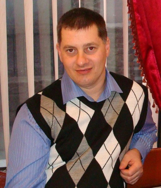 Павел Николаенко