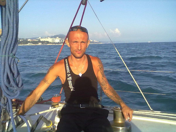 Александр Дерибон