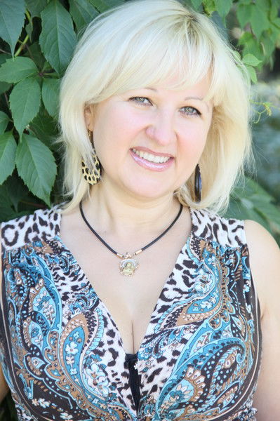 Тина Острянская