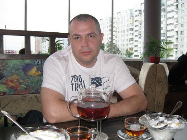 Александр Бартов