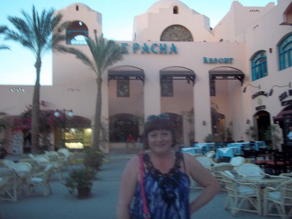 Лариса Королева