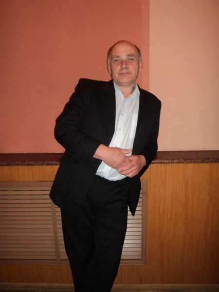 Александр Боровик