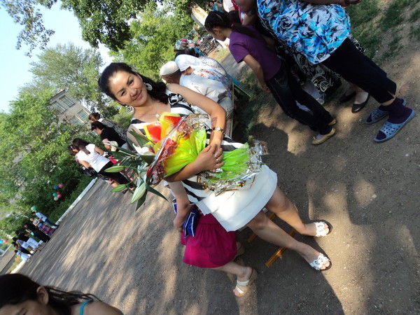 Алма Махметова