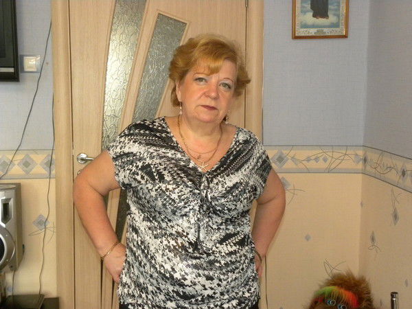 Анна Топталова