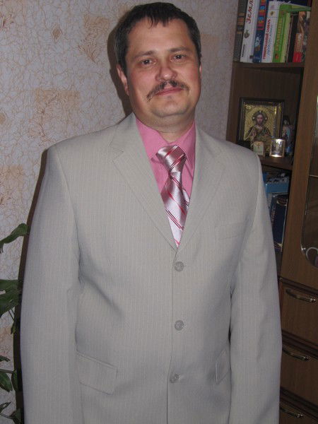 Александр Долинин