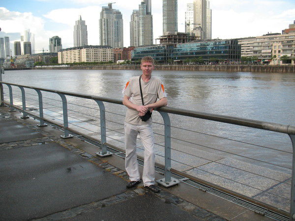 Евгений Здоров